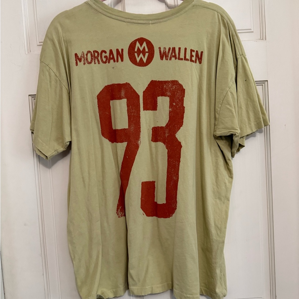 Daydreamer Morgan Wallen Oversized Tee - Picture 2 of 4